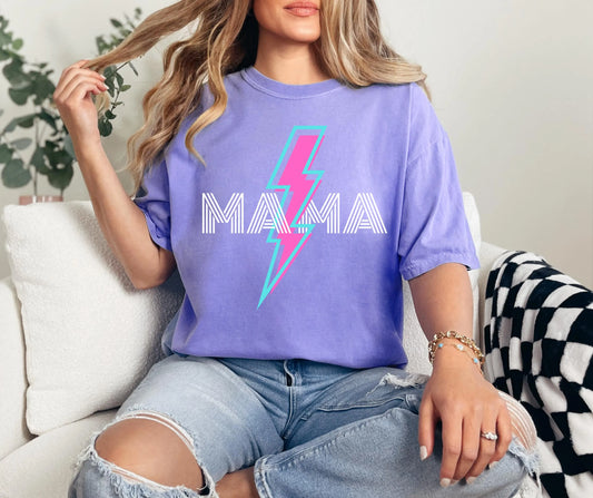 Retro Mama T-Shirt: 80s Lightning Bolt Design