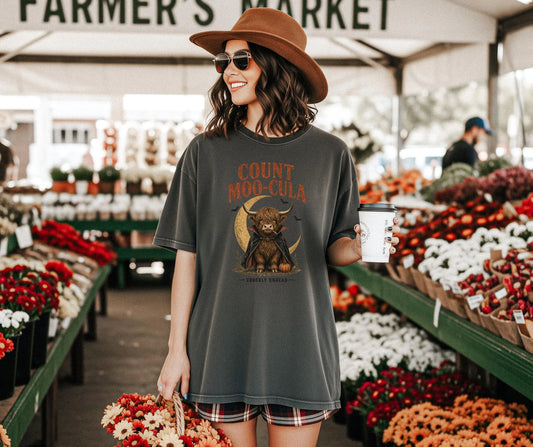 Count Moo-Cula Highland Cow Comfort Colors® Halloween Shirt